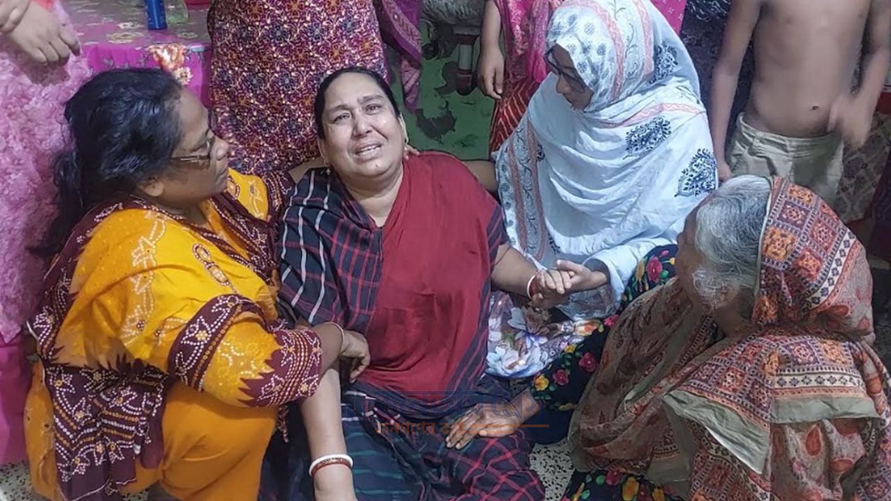 ভিডিও কলে ছেলের সেই হাসি রইল শেষ স্মৃতি হয়ে