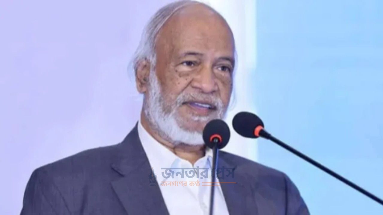 শিক্ষকদের সুযোগ-সুবিধায় সরকার কার্পণ্য করবে না: মঈন খান