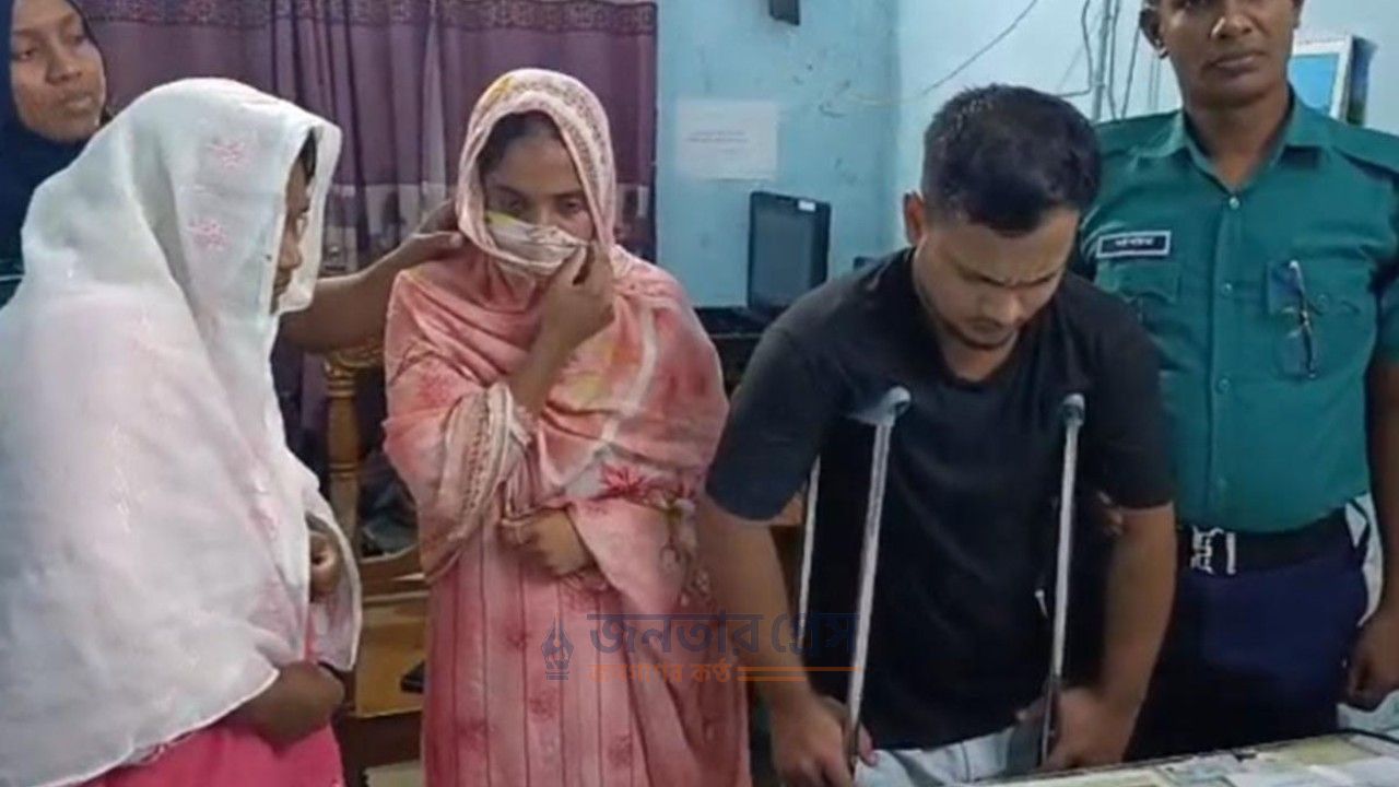 বরিশালে আত্মহত্যার চেষ্টার খবর পেয়ে উদ্ধার অভিযানে ৫০০ ইয়াবা, আটক ৩