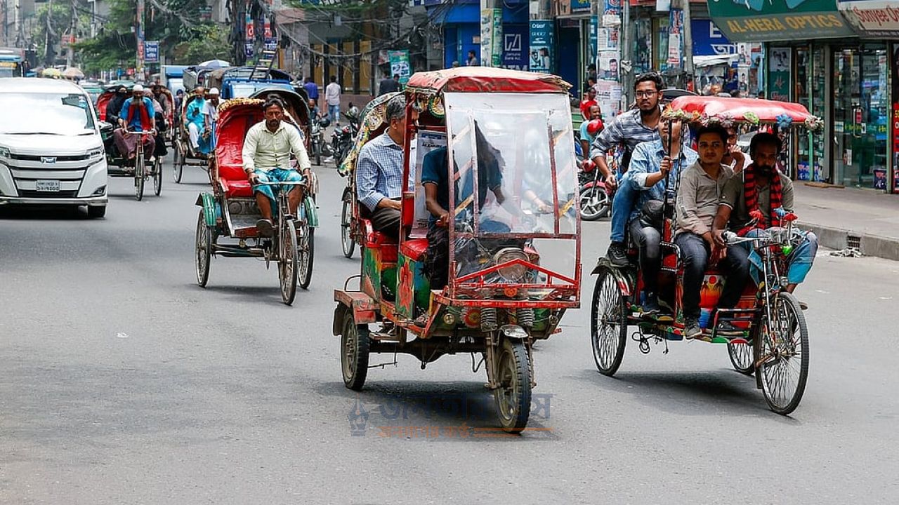 ঢাকা শহরে লাইসেন্সবিহীন ব্যাটারিচালিত রিকশা চলতে পারবে না
